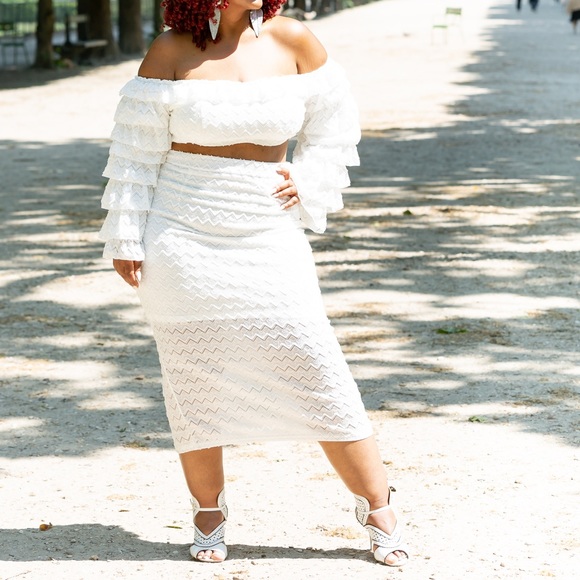 Top and skirt - Picture 2 of 3